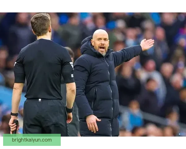 滕哈赫压迫结构解析：高位逼抢与防线协同的战术逻辑